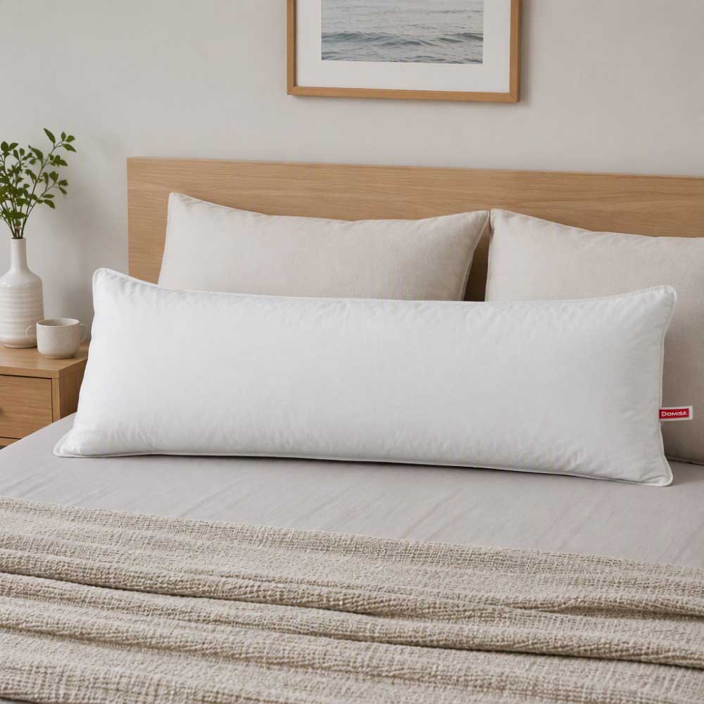 Pernă de dormit lateral 45 x 145 cm, din puf si pene de gasca, 100% Bumbac Domisa
