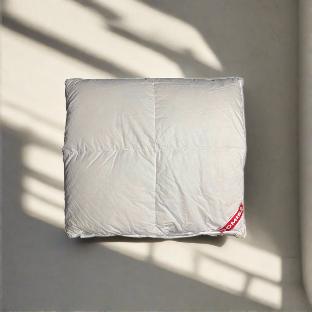 Pilota de vară Diara 140x200 cm, albă, moale și respirabilă, cu 40% puf și 60% pene de gâscă