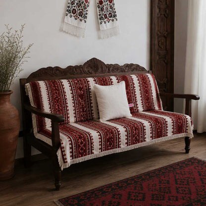 Perna Avira 40x40 cm – 10% Puf și 90% Pene de Rață, Alb Domisa