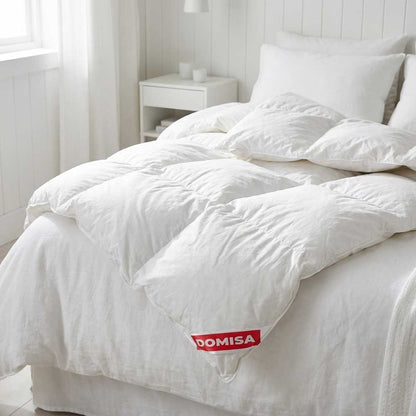 Pilota domisa din puf si pene de gasca